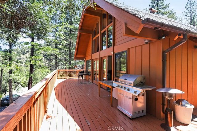 1523 Lassen Way, Pine Mountain Club, CA 93222