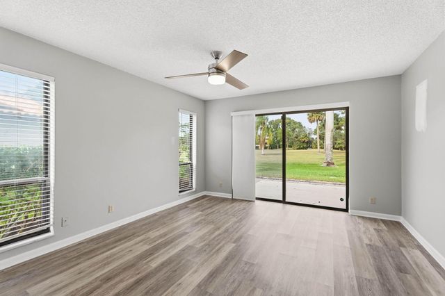 3753 SW Pheasant Run, Palm City, FL 34990