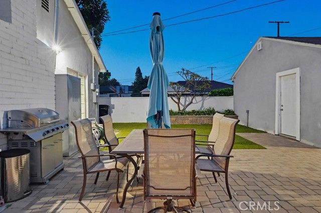 9542 Paramount, Downey, CA 90240