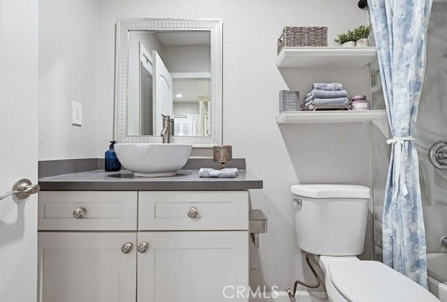 9542 Paramount, Downey, CA 90240