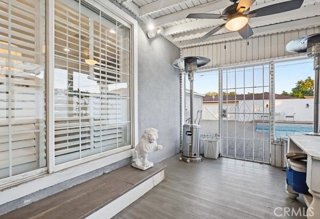 9542 Paramount, Downey, CA 90240