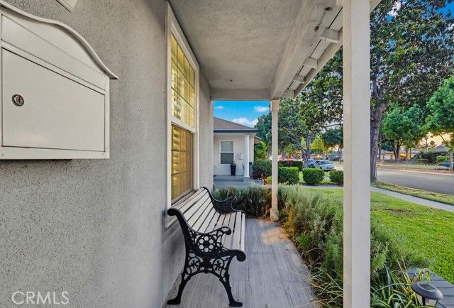 9542 Paramount, Downey, CA 90240