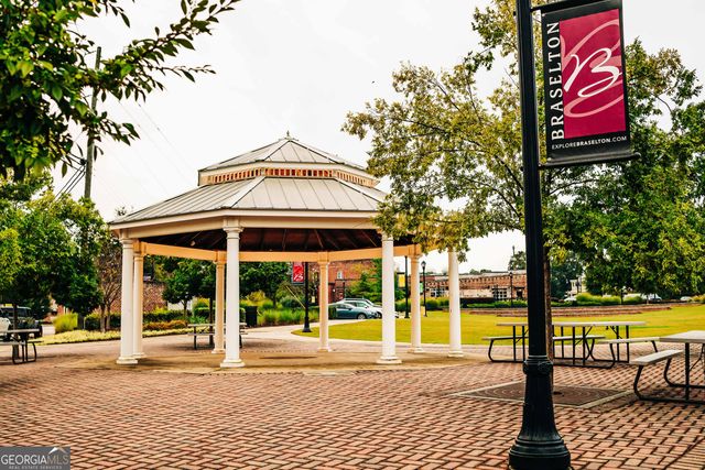 532 Winding Rose Drive, Hoschton, GA 30548