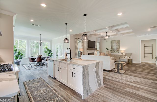 532 Winding Rose Drive, Hoschton, GA 30548