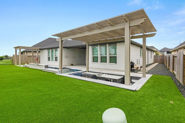 629 Beachman Shore Lane, La Porte, TX 77571
