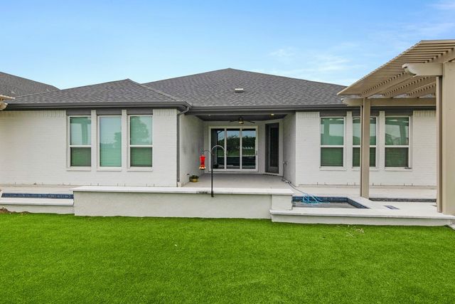 629 Beachman Shore Lane, La Porte, TX 77571