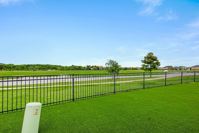 629 Beachman Shore Lane, La Porte, TX 77571