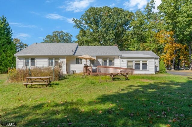 450 Van Holten Rd, Bridgewater Twp., NJ 08807