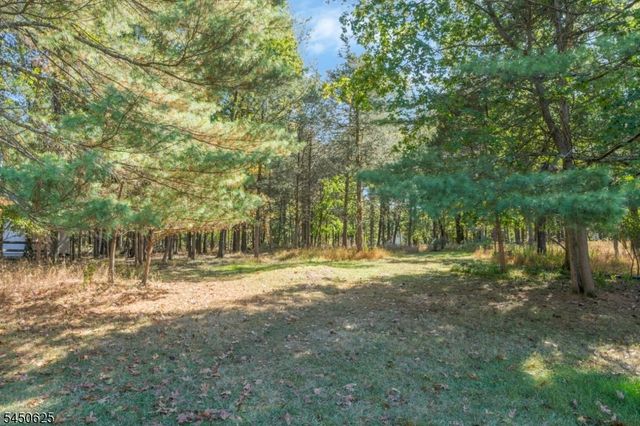450 Van Holten Rd, Bridgewater Twp., NJ 08807
