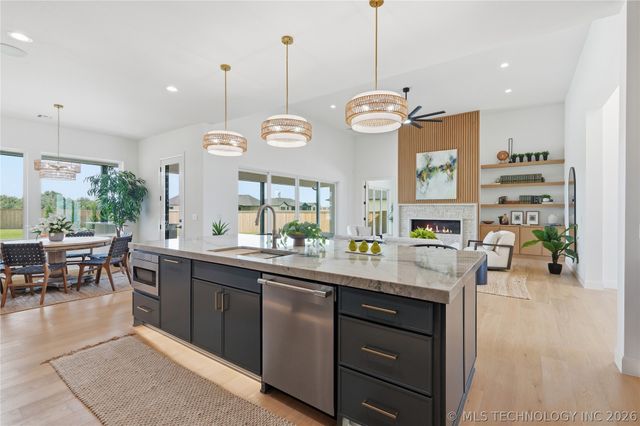 340 W 138th Street S, Bixby, OK 74008