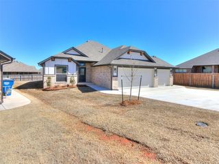 2261 N Payton Court, Mustang, OK 73064
