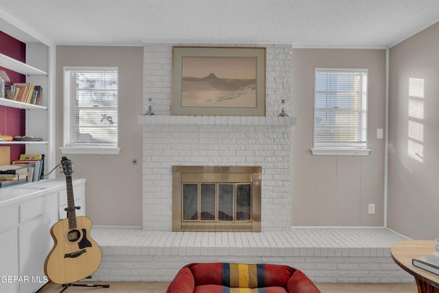 6704 PASEO REDONDO Avenue, El Paso, TX 79912