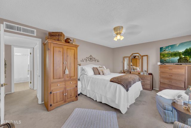 6704 PASEO REDONDO Avenue, El Paso, TX 79912