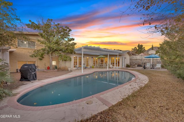 6704 PASEO REDONDO Avenue, El Paso, TX 79912