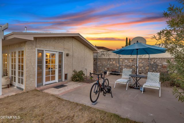 6704 PASEO REDONDO Avenue, El Paso, TX 79912