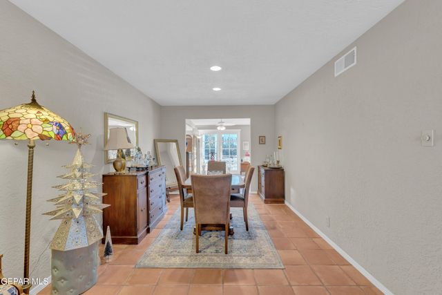 6704 PASEO REDONDO Avenue, El Paso, TX 79912