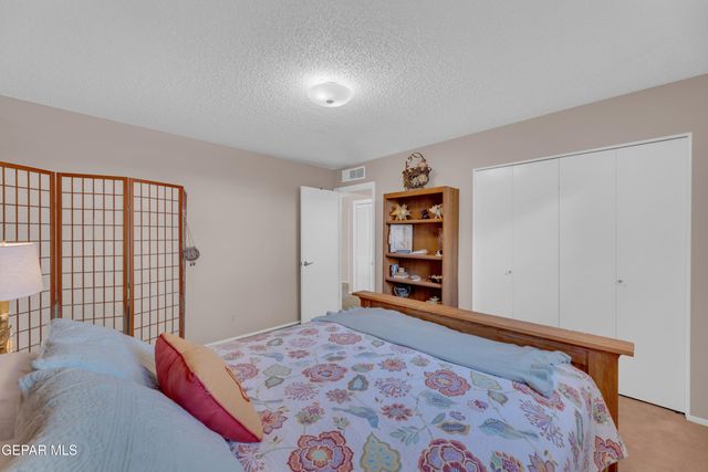 6704 PASEO REDONDO Avenue, El Paso, TX 79912