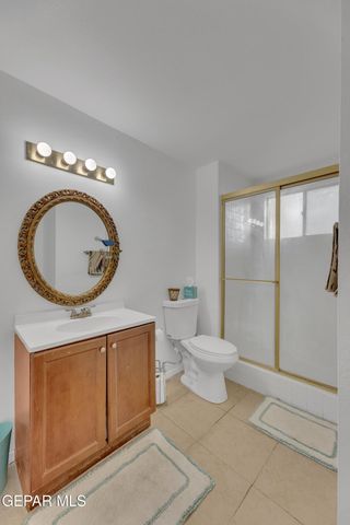 6704 PASEO REDONDO Avenue, El Paso, TX 79912