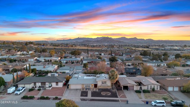 6704 PASEO REDONDO Avenue, El Paso, TX 79912