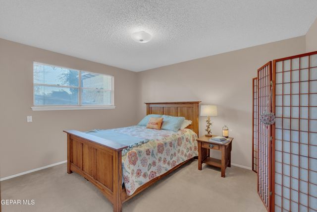 6704 PASEO REDONDO Avenue, El Paso, TX 79912