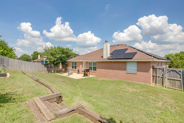 938 Jacobs Crossing Court, Burleson, TX 76028