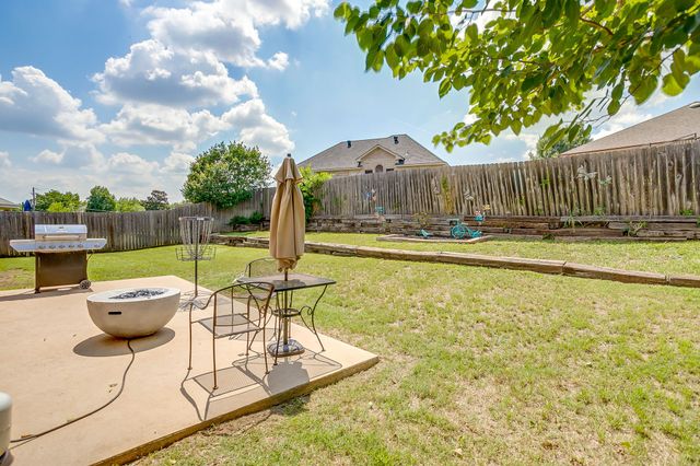938 Jacobs Crossing Court, Burleson, TX 76028
