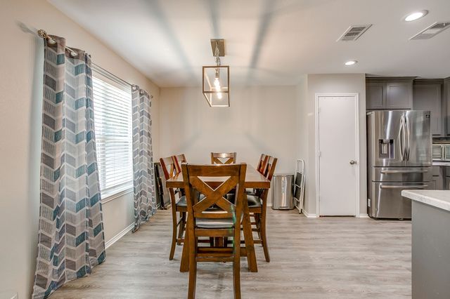 938 Jacobs Crossing Court, Burleson, TX 76028