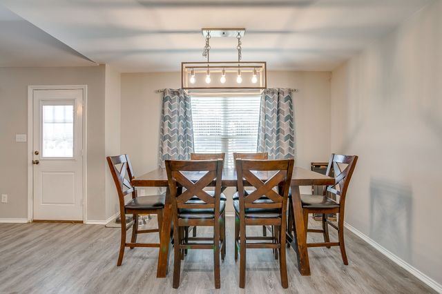 938 Jacobs Crossing Court, Burleson, TX 76028
