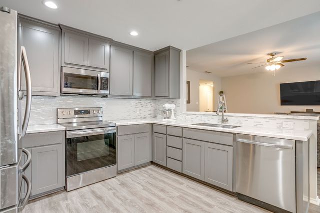 938 Jacobs Crossing Court, Burleson, TX 76028