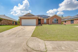 938 Jacobs Crossing Court, Burleson, TX 76028
