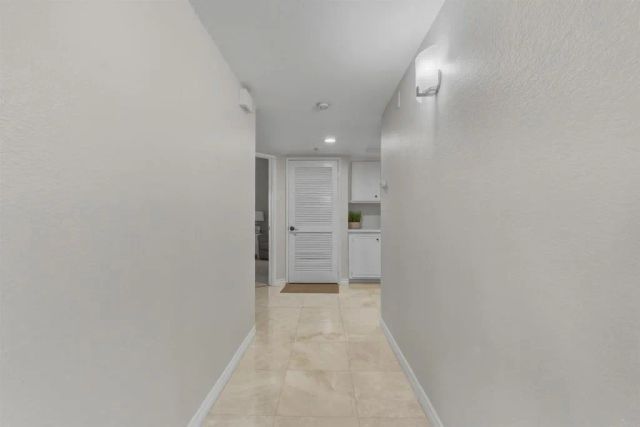 16458 Avenida Venusto E, San Diego, CA 92128