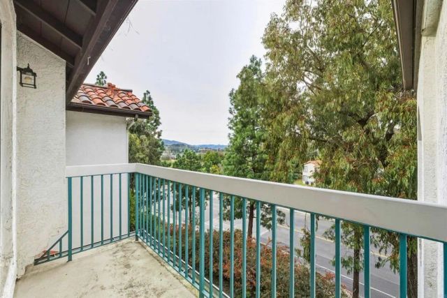 16458 Avenida Venusto E, San Diego, CA 92128