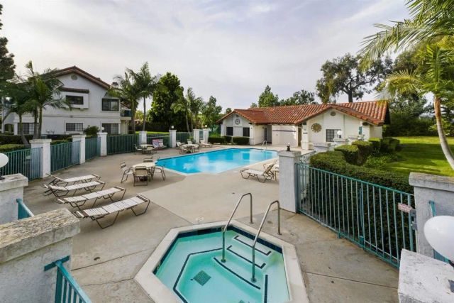 16458 Avenida Venusto E, San Diego, CA 92128
