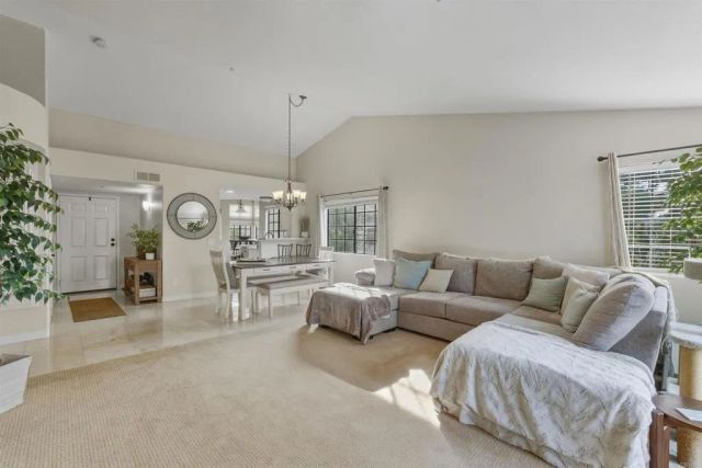 16458 Avenida Venusto E, San Diego, CA 92128