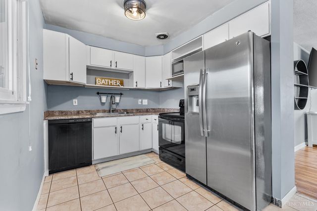 8608 Dundalk Court, Sycamore Twp, OH 45236