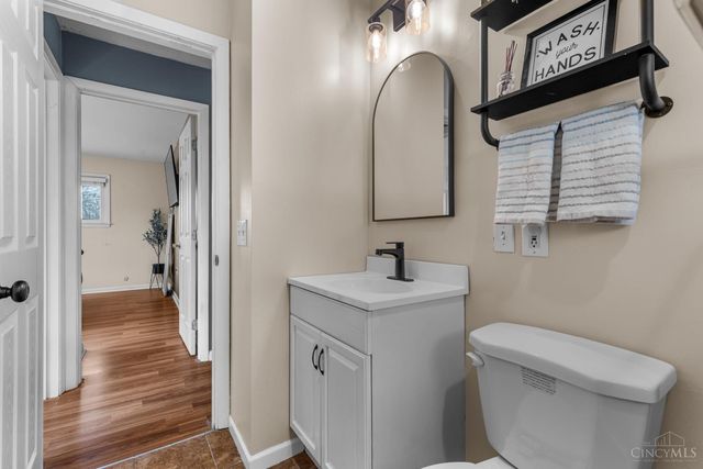 8608 Dundalk Court, Sycamore Twp, OH 45236