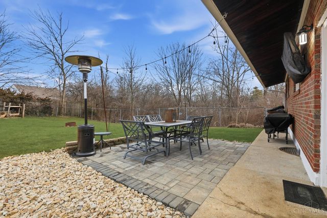8608 Dundalk Court, Sycamore Twp, OH 45236