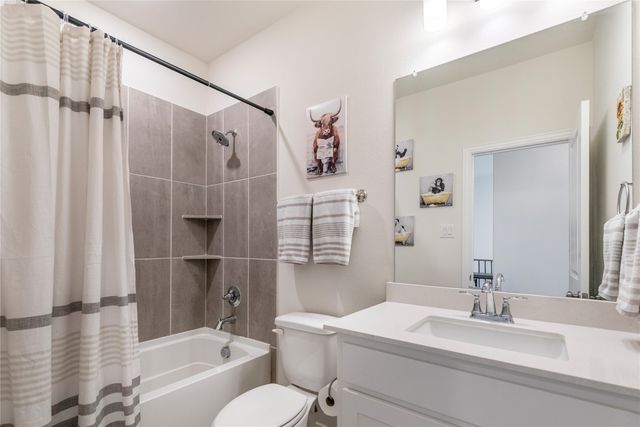 413 Parkside Drive, Argyle, TX 76226