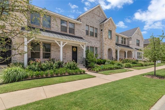 413 Parkside Drive, Argyle, TX 76226