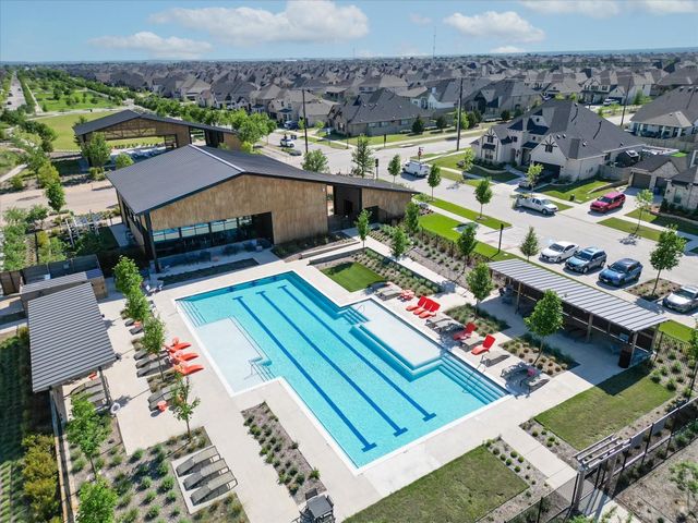413 Parkside Drive, Argyle, TX 76226