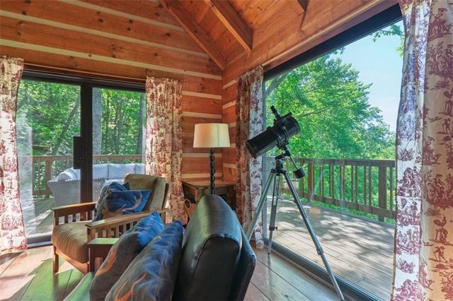 1049 Rockwater Road, Ellijay, GA 30536