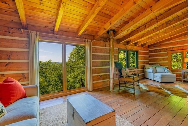 1049 Rockwater Road, Ellijay, GA 30536