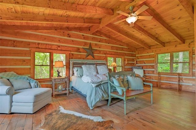 1049 Rockwater Road, Ellijay, GA 30536