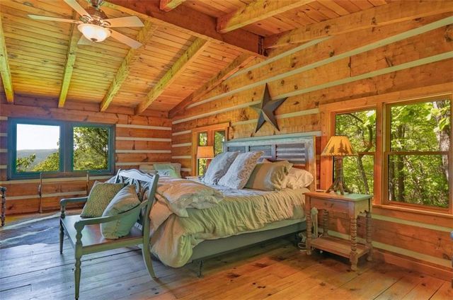 1049 Rockwater Road, Ellijay, GA 30536