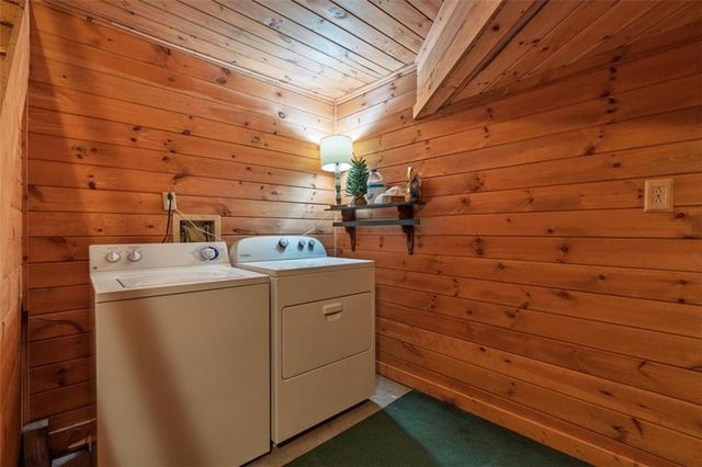 1049 Rockwater Road, Ellijay, GA 30536