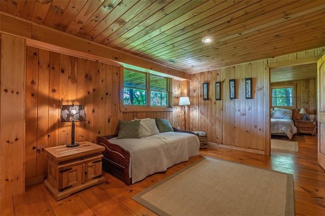 1049 Rockwater Road, Ellijay, GA 30536