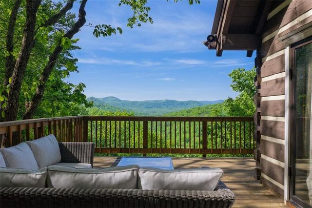 1049 Rockwater Road, Ellijay, GA 30536