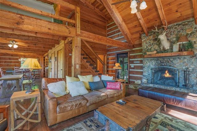 1049 Rockwater Road, Ellijay, GA 30536