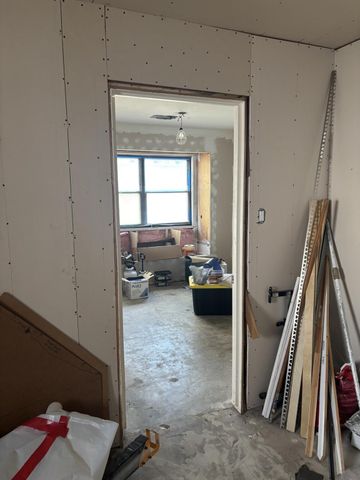 203 Briar Hill Drive N, Houston, TX 77042