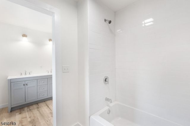 33 Allamuchy Trl, Byram Twp., NJ 07821